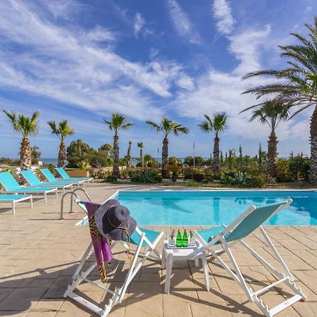 Faros Beachfront Villa Perivolia Ngoại thất bức ảnh