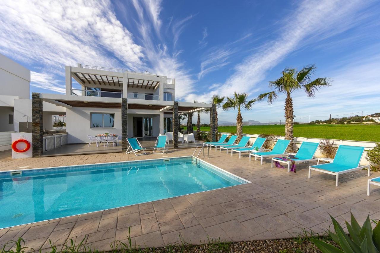 Faros Beachfront Villa Perivolia Ngoại thất bức ảnh