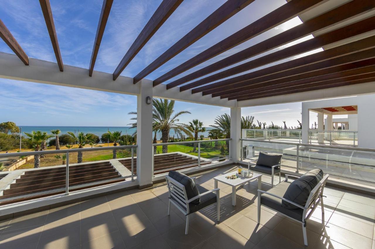 Faros Beachfront Villa Perivolia Ngoại thất bức ảnh