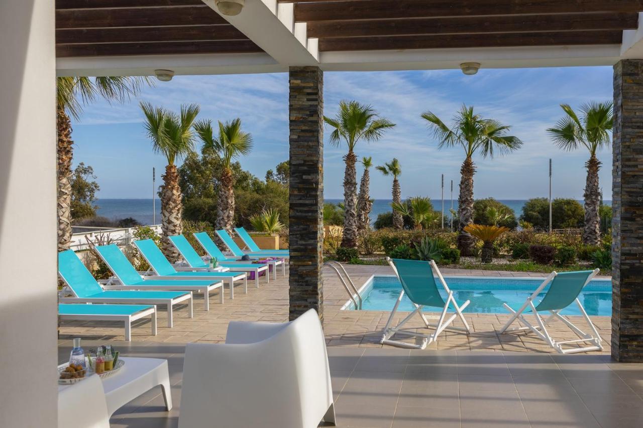 Faros Beachfront Villa Perivolia Ngoại thất bức ảnh
