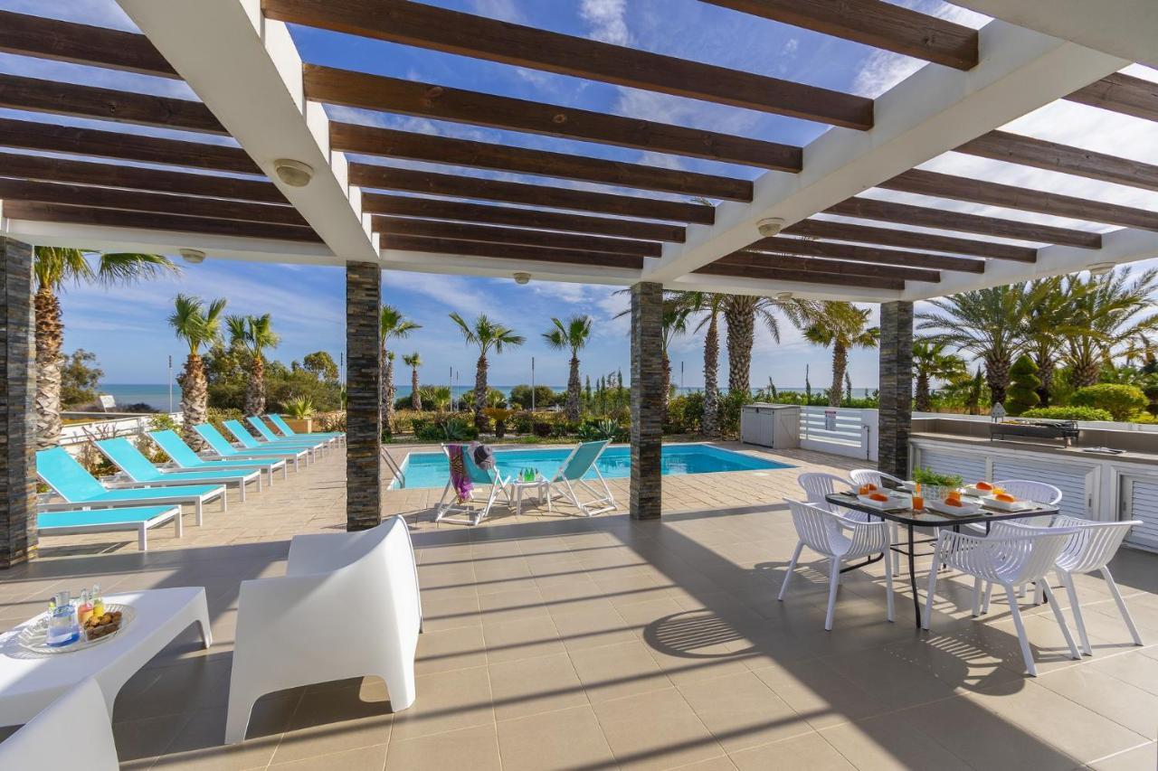 Faros Beachfront Villa Perivolia Ngoại thất bức ảnh