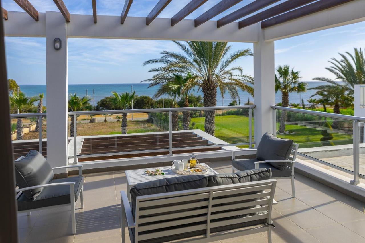 Faros Beachfront Villa Perivolia Ngoại thất bức ảnh