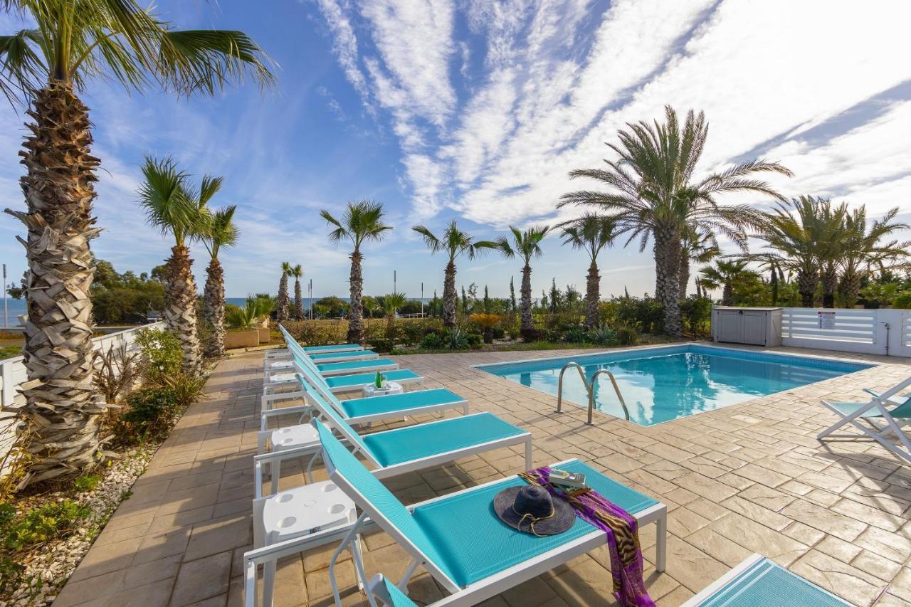 Faros Beachfront Villa Perivolia Ngoại thất bức ảnh